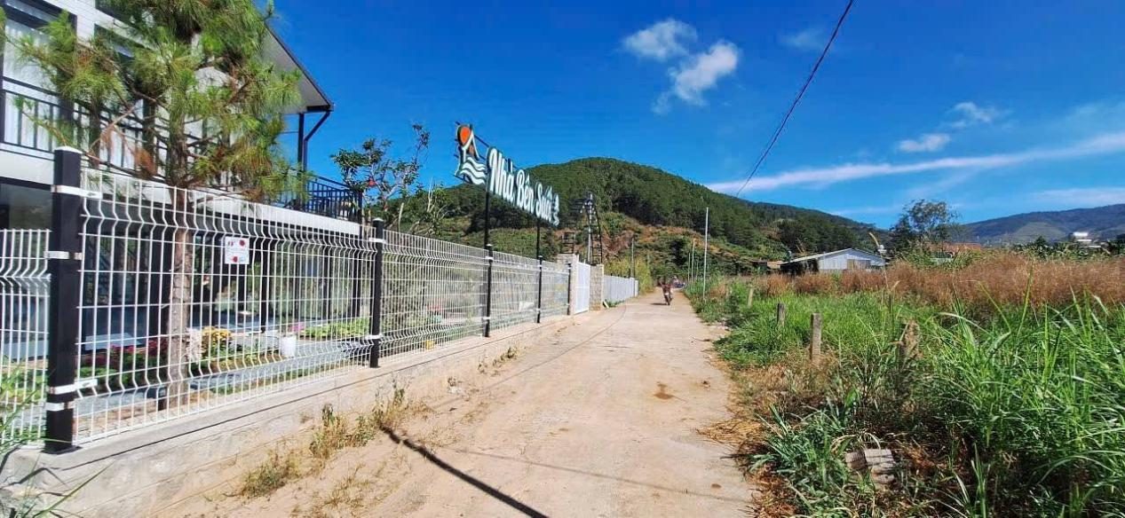 Đất 650m² view suối thông Mê Linh